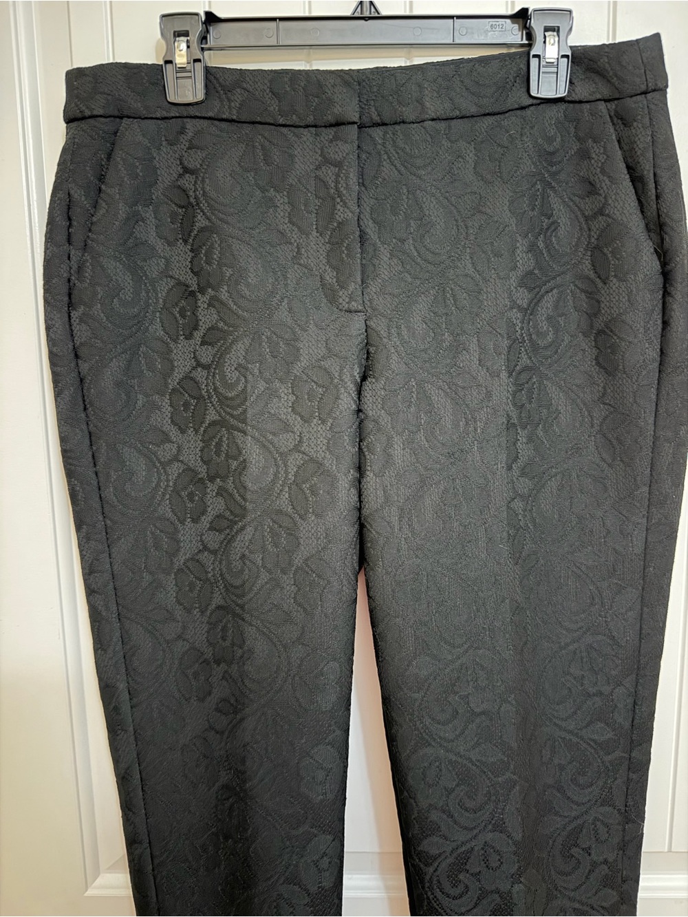 Chico's Textured Print Ponte Straight Leg Black Pants Sz 1.5R (10R)